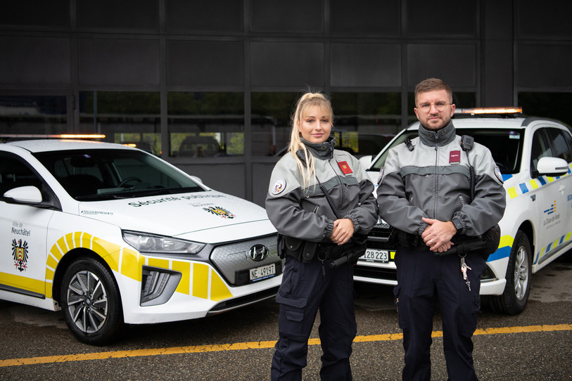 Des agents de sécurité publique de Neuchâtel à La Chaux-de-Fonds et vice-versa. Les deux Villes veulent unifier les pratiques. (Photo : Villes de Neuchâtel et de La Chaux-de-Fonds