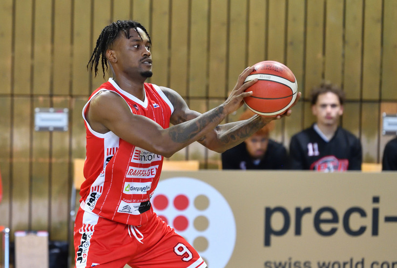Avec 28 points, Martins Igbanu a grandement pesé sur la défense tessinoise. (Photo : Georges Henz)