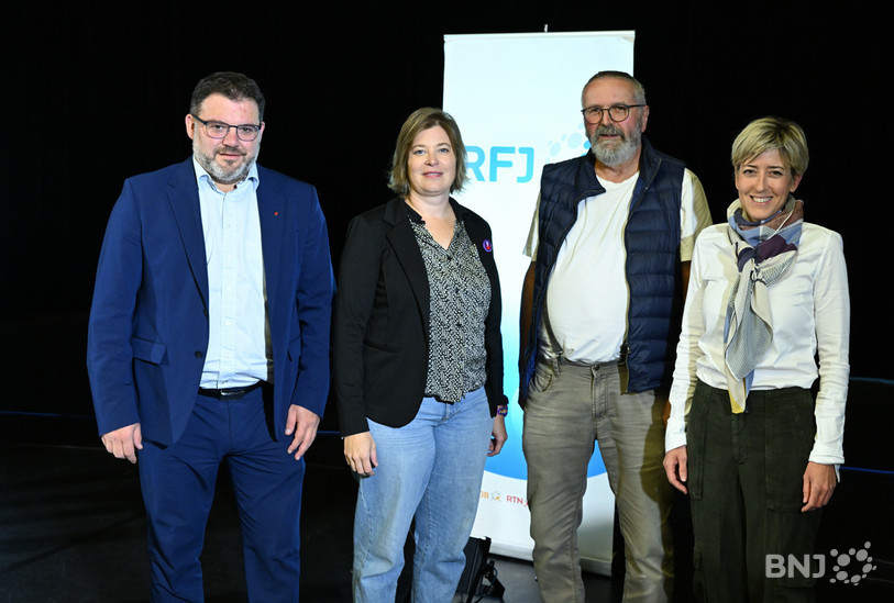 Les candidats à la mairie de Delémont (de gauche à droite) : Damien Chappuis, Jeanne Beuret, Dominique Baettig et Murielle Macchi-Berdat. (Photo : Georges Henz).