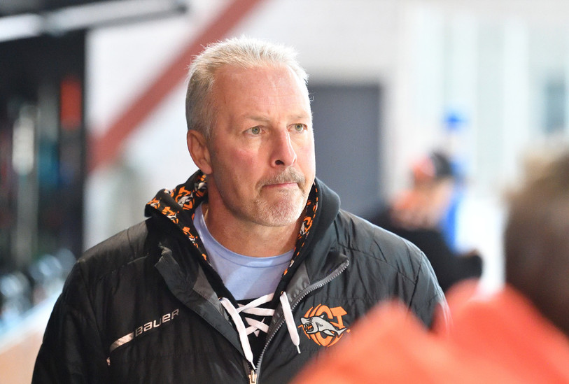 L’ancien coach revient à la barre du HC Tramelan : Martin Bergeron. (Photo : Georges Henz,).