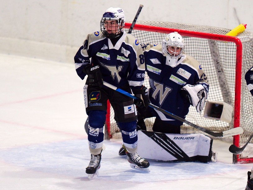 Ilana Leibundgut et ses coéquipières de la Neuchâtel Hockey Academy terminent l'année à l'avant-dernière place du classement. (photo : Pierre Boldt).