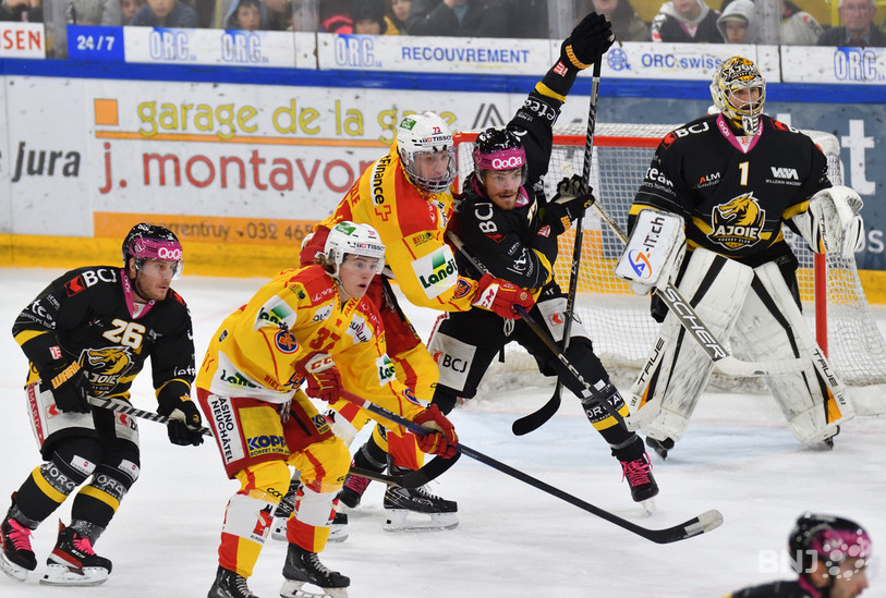 Ce derby a été très rugueux sur la glace. (Photo : Georges Henz). 