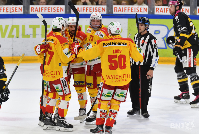 Le HC Bienne s'impose au bout du suspense à Porrentruy. (Photo : Georges Henz). 