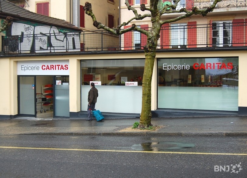 Les épiceries Caritas du canton de Neuchâtel affichent aussi une hausse de fréquentation.
