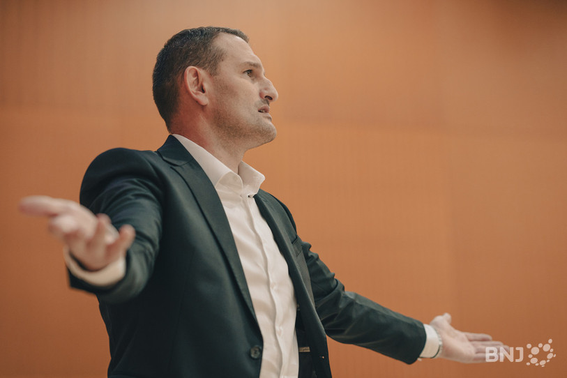 Mitar Trivunovic n'a pas manqué de faire part de son dépit face à ses joueurs. (Photo : Albin Tissier).