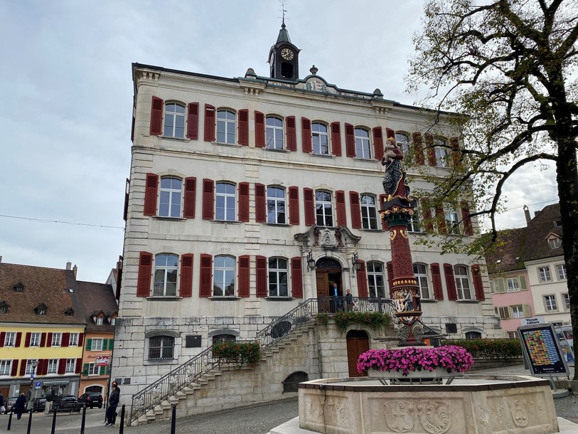 Le Conseil de ville de Delémont a achevé l'examen du nouveau règlement d'organisation de la commune municipale.