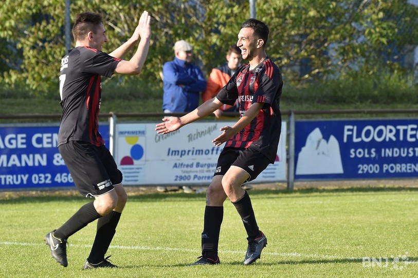 Les joueurs du FC Porrentruy peuvent se congratuler, ils ont assuré leur maintien