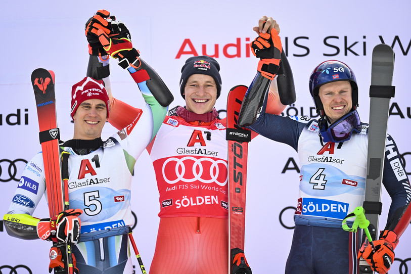 Marco Odermatt a remporté le premier géant de la saison à Sölden (photo : KEYSTONE / Gian Ehrenzeller).