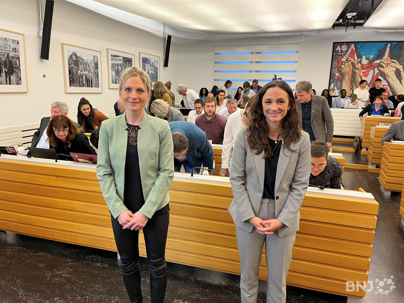 De gauche à droite : Charlotte Wernli et Cléo Bonadei ont respectivement été élues mercredi aux postes de procureure et de juge suppléante. 