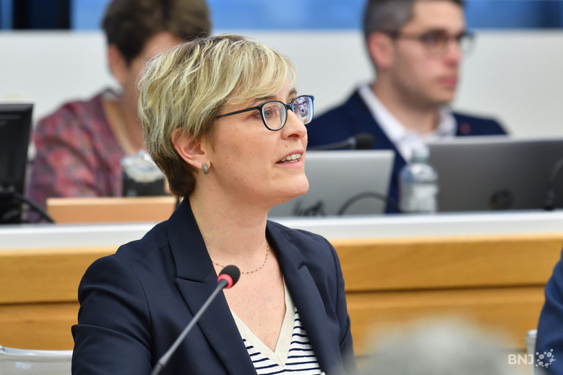 Rosalie Beuret Siess remplacera le conseiller d'Etat neuchâtelois Laurent Kurth dès février 2024. (Photo : Georges Henz/archives)