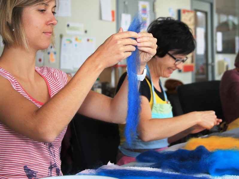 L'an dernier, lors de l'atelier filage de laine.