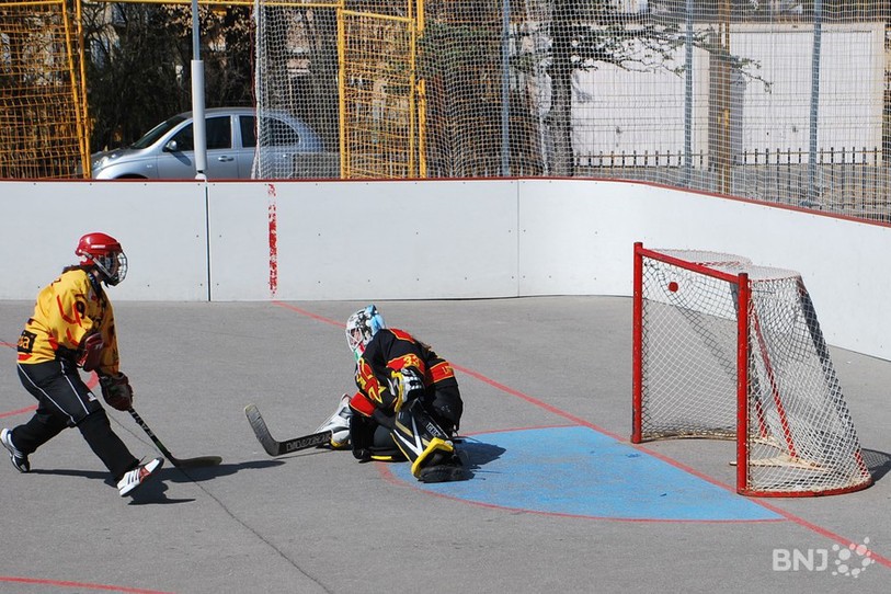Premières du classement, les Sierroises (en jaune) n'ont fait qu'une bouchée des Bernoises de Langenthal.