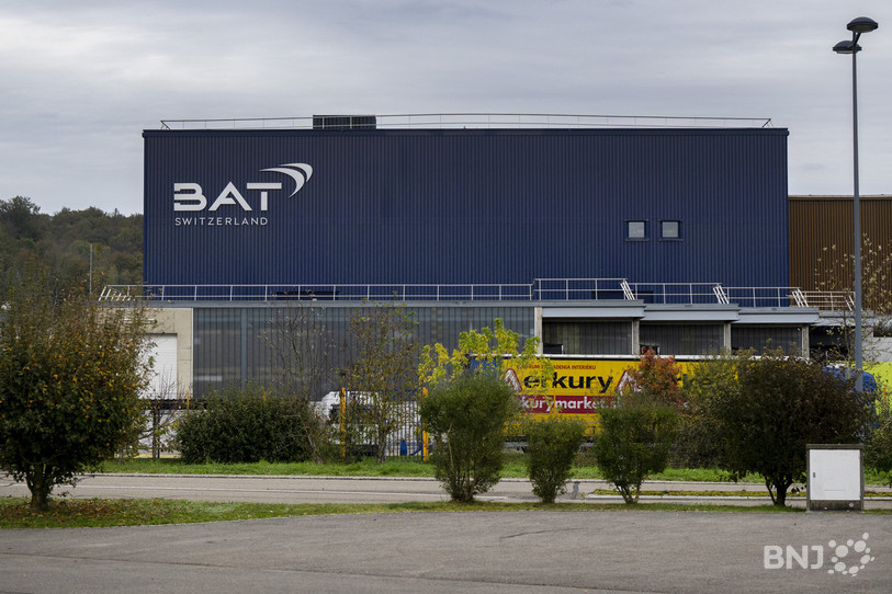 Le Parlement jurassien apporte son soutien au personnel de BAT à Boncourt. (photo : KEYSTONE/Georgios Kefalas)