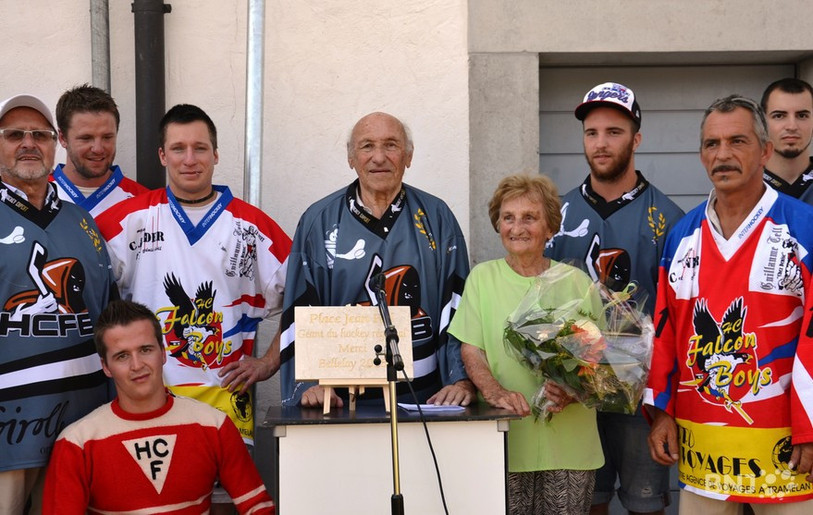 Jean Fell a donné son nom à une place du village de Bellelay, c'était en 2015. (Photo: archives)