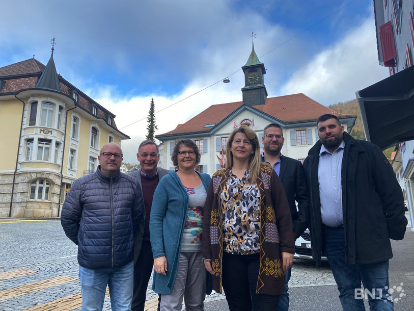 Le Centre espère progresser au Conseil de ville et maintenir ses deux sièges au Conseil municipal. De gauche à droite : Philippe Baumgartner, Pascal Eschmann, Maryline Tièche, Souade Wehbé, Clément Piquerez et Paco Luescher.