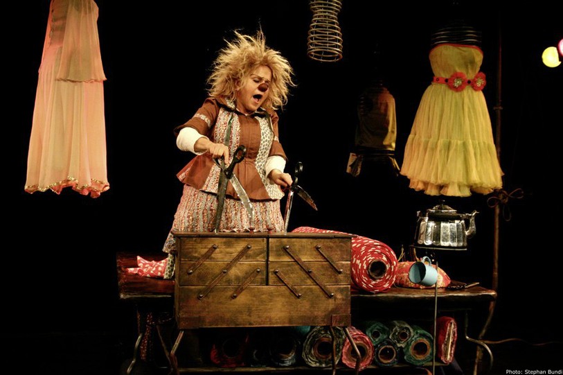 Gardi Hutter, La couturière