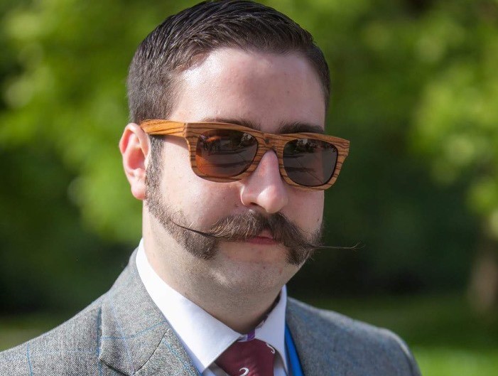 Maxime Jequier et sa moustache.