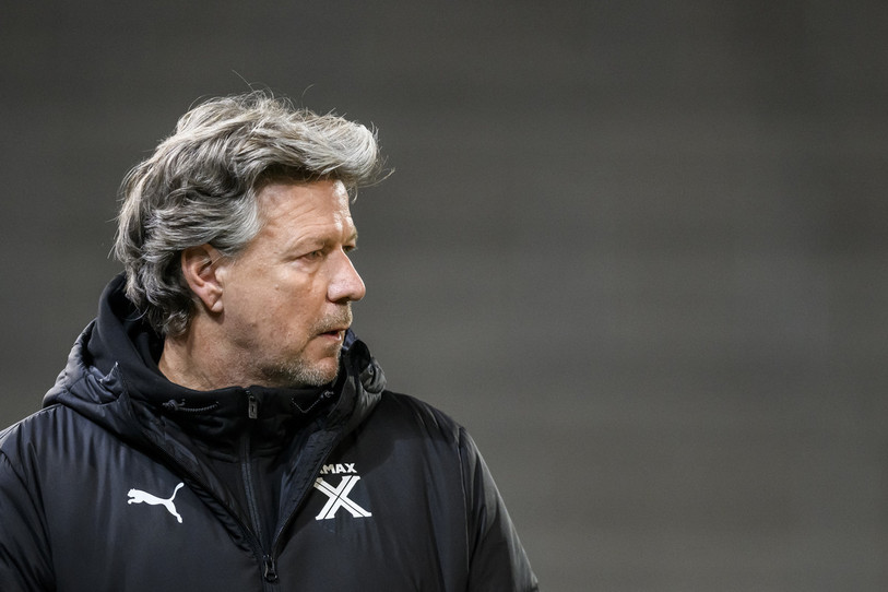 L'entraîneur de Neuchâtel Xamax Jeff Saibene (photo : KEYSTONE/Jean-Christophe Bott).