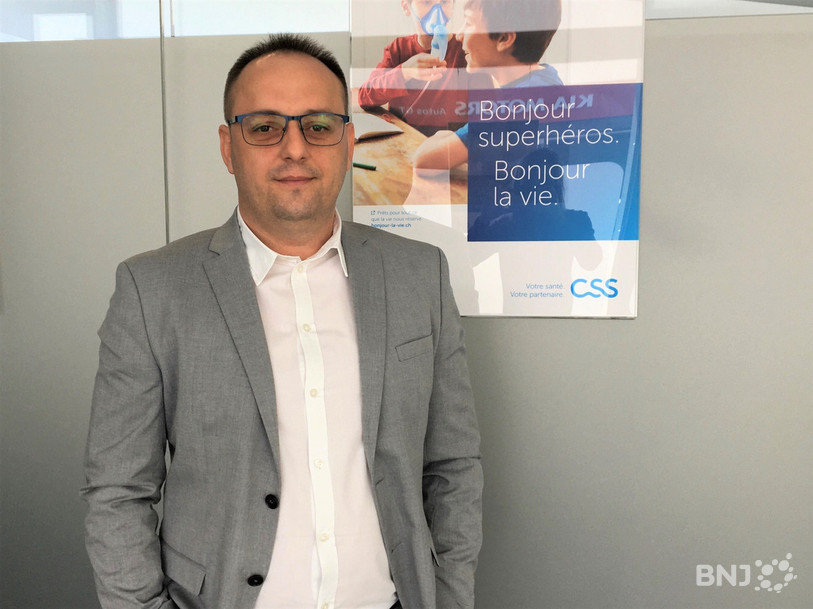 Après un accident qui lui a laissé des douleurs chroniques, Dzevat Cerkezi a dû changer de travail. Aujourd'hui employé à la CSS, il vient de remporter le prix de la réadaptation professionnelle.