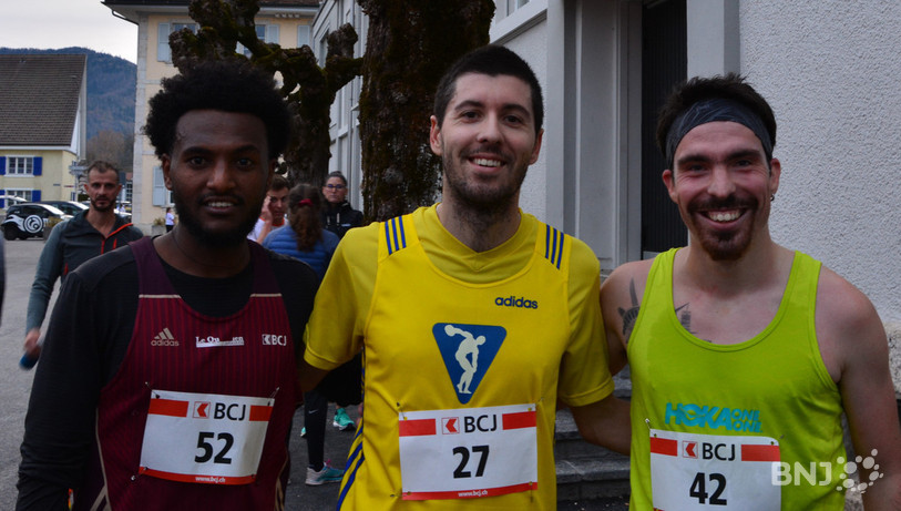 Samuel Afewerki, Medhi Le Moigne et Jérémy Hunt sont montés sur le podium des Foulées de l’Arcom