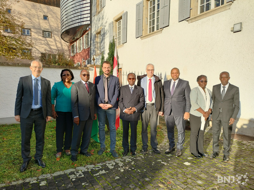 Une délégation ivoirienne est venue rencontrer les acteurs de la formation jurassienne. (Photo : SIC)
