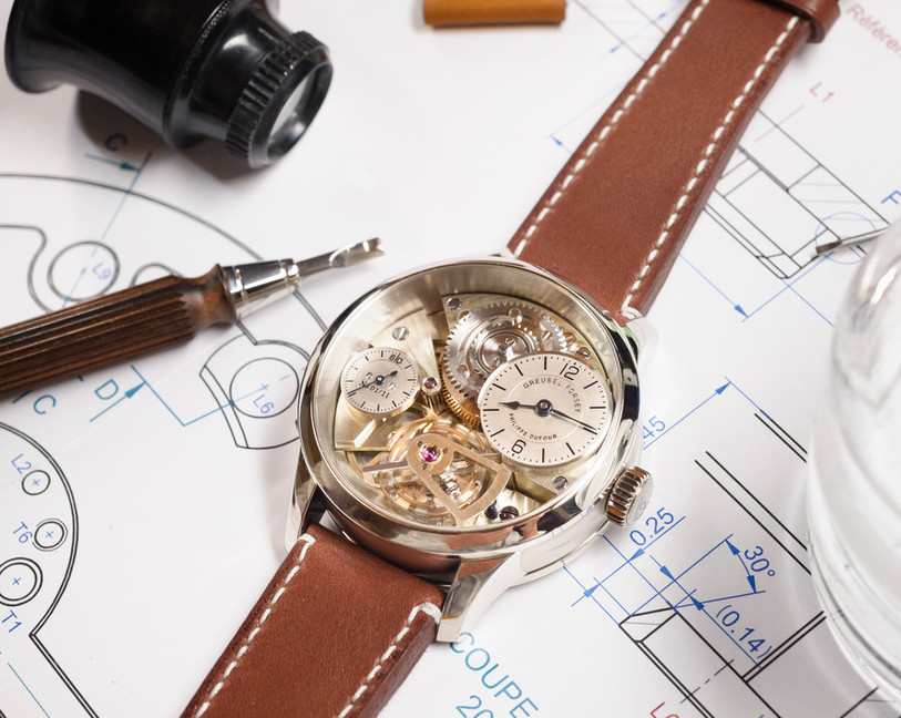La montre-école en cours de réalisation.