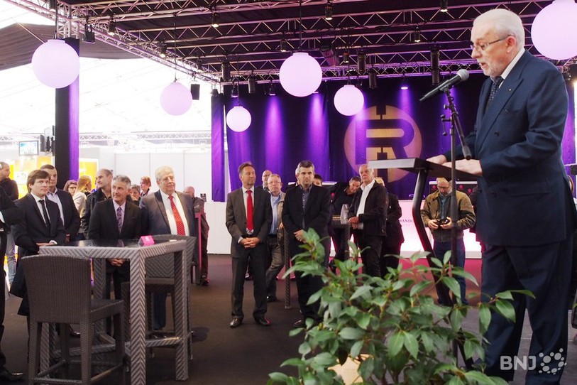 Le président de Newport expo, Robert Vauthier, donne le coup d'envoi de l'édition 2015.