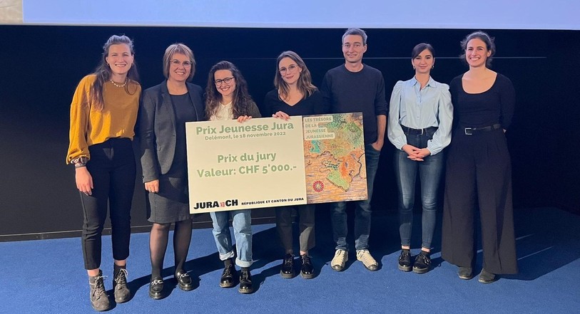 Le prix du jury a été remis à « Anticonstitution.elles » vendredi à Delémont. (Photo: Jura.ch)