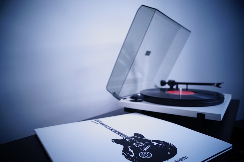 Le revenu total de la vente de vinyles a atteint 220 millions de dollars en 6 mois.