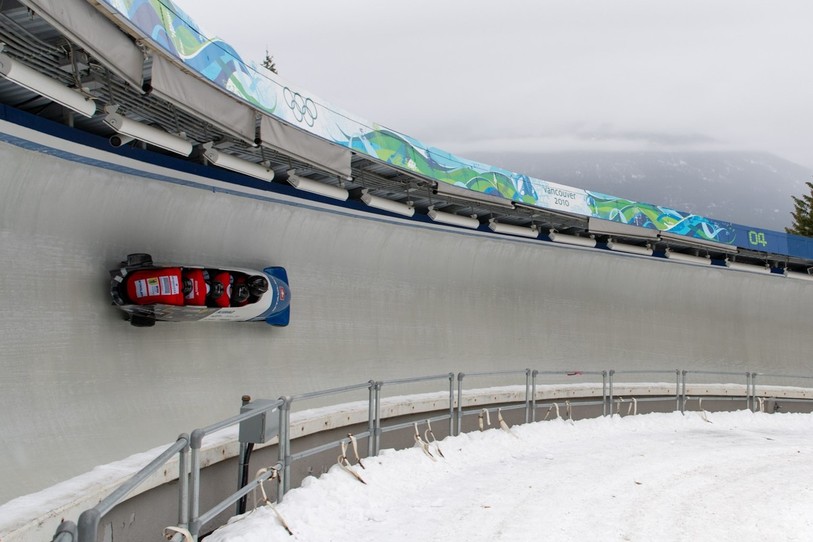 Quentin Juillard (tout à gauche) et le Team Follador ont bien commencé leur saison. (Photo : Records IBSF).