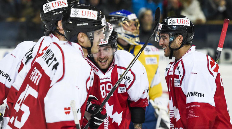 Le Team Canada a décroché sa qualification directe pour les demi-finales de la Coupe Spengler. (photo : spenglercup.ch)