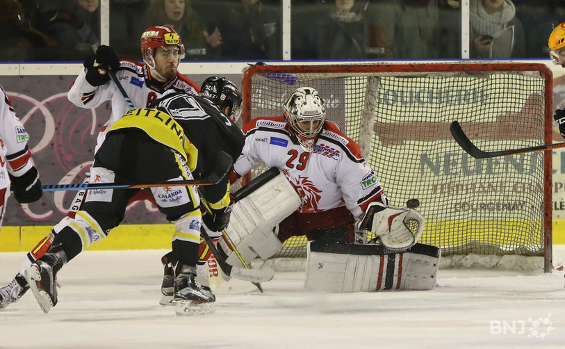 Dario Kummer inscrit le 3-0 face à Winterthour (photo : Mauricette Schnider)