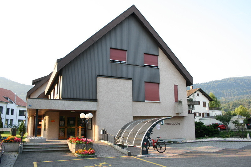 La bâtiment communal à Courrendlin. (Photo : commune de Courrendlin).
