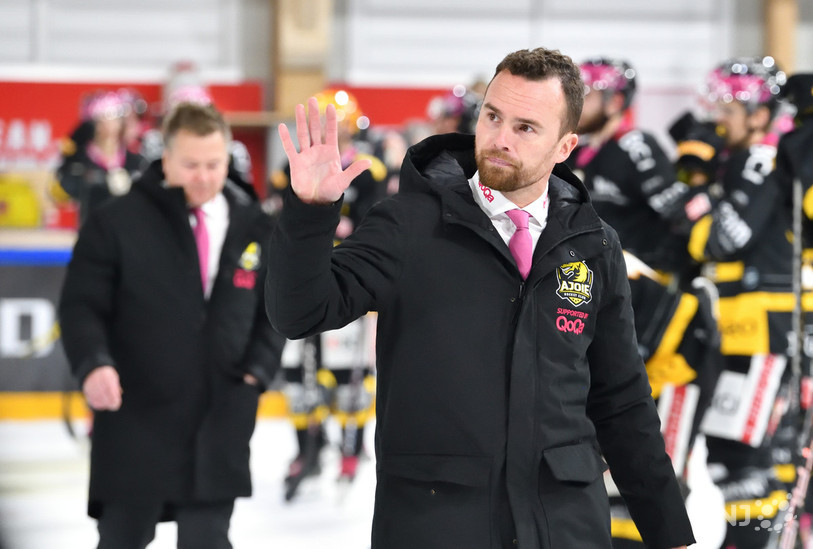 Filip Pesan doit tirer sa révérence à la tête du HC Ajoie (photo : Georges Henz).