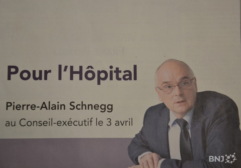 L'affiche est l'oeuvre d'une personne souhaitant rester anonyme