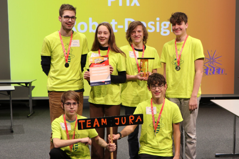 L'équipe Jur'arc électrique a gagné le prix du meilleur robot (photo : Daniel Renaud).