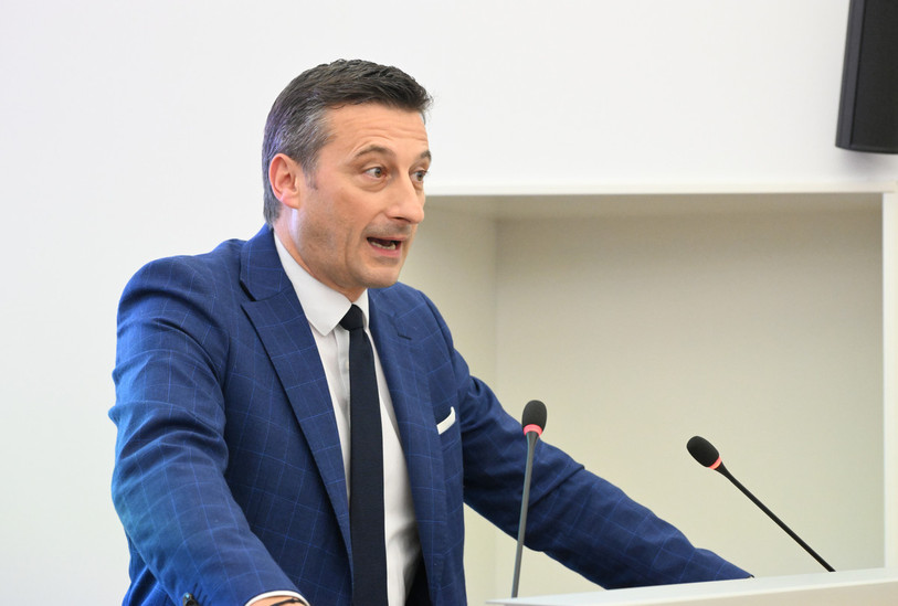 Le ministre PLR Jacques Gerber devrait quitter le Gouvernement jurassien avant la fin de la législature, selon des rumeurs persistantes. (Photo d'archive / Georges Henz). 