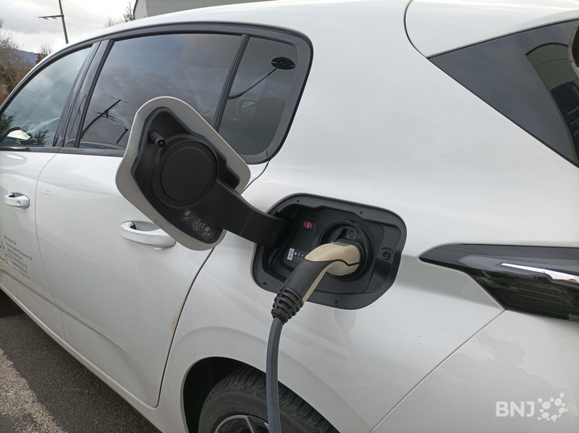 Les voitures électriques pourraient rouler seulement pour aller au travail, chez le médecin ou encore faire ses courses.