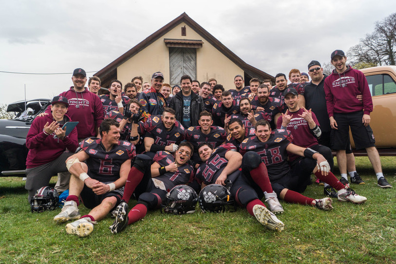 Les Knights de Neuchâtel n'ont pas fait dans la dentelle pour leur premier match de la saison. (LD)