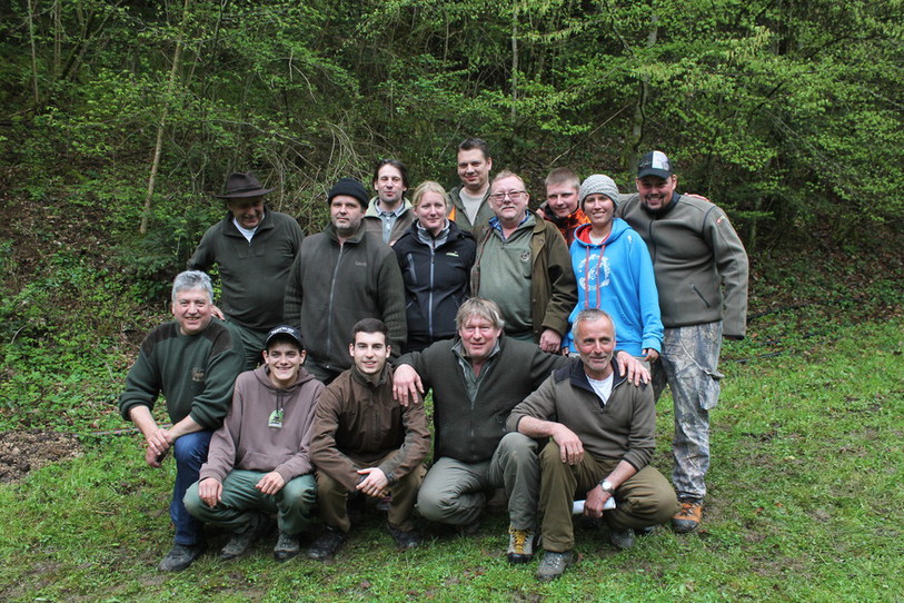 Devant de gauche à droite : Michel Choulat, Yannick Montavon, Eric Joset, Hervé Bernard et Roland Choulat. Au deuxième rang : Guy Choulat, Hervé Nydegger, Pierre-Alain Stadelmann, Mylène Thalmann, Damien Guerdat, Christian Maître, Jérémy Stadelmann, Sabrina Joye et Yann Stadelmann.