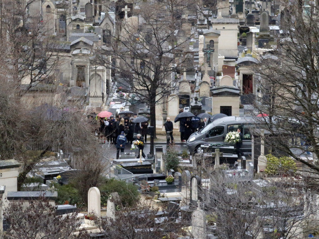 Obsèques des morts de Charlie Hebdo - Le monde musulman indigné