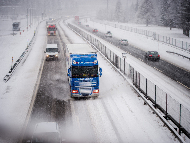 Retour de la neige: le trafic est restreint sur l'A2 et l'A13