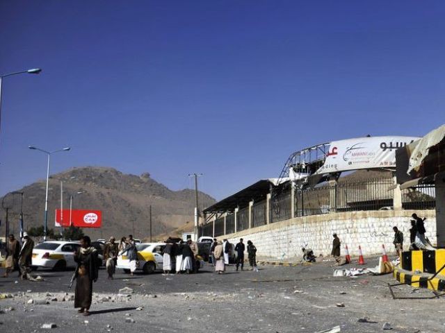 Les miliciens chiites contrôlent le complexe présidentiel au Yémen