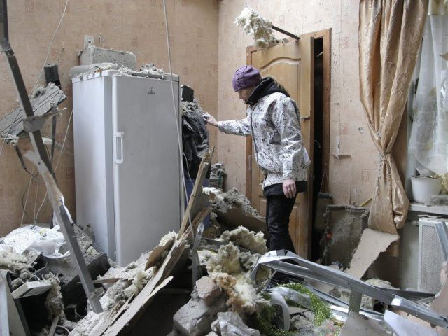 Regain de violence et revers symbolique pour Kiev