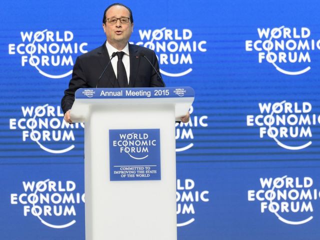 Hollande appelle l'économie à s'engager contre le terrorisme