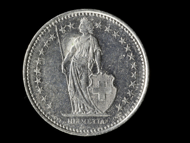 Le franc continue de s'affaiblir