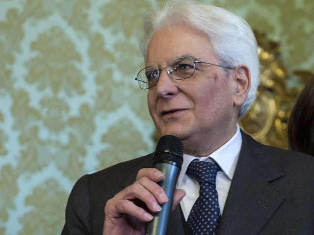 Italie:  le juge Sergio Mattarella élu président