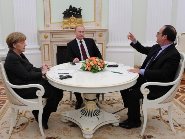 Un sommet quadripartite pour désamorcer la crise russo-ukrainienne
