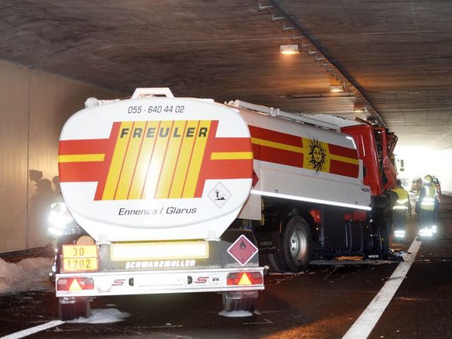 Collision entre deux camions: un des chauffeurs est décédé