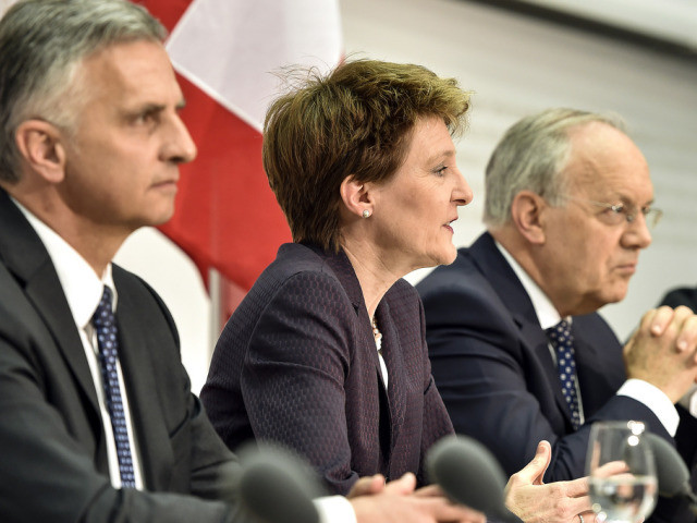 Le Conseil fédéral met un projet d'application en consultation